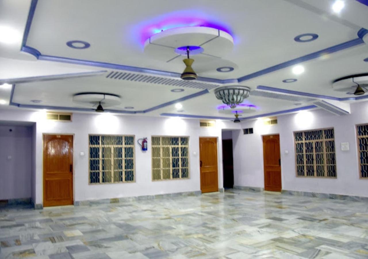Hotel Roshan Varanasi Exterior foto