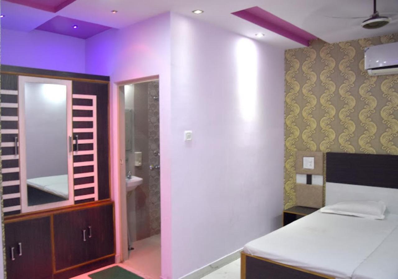 Hotel Roshan Varanasi Exterior foto